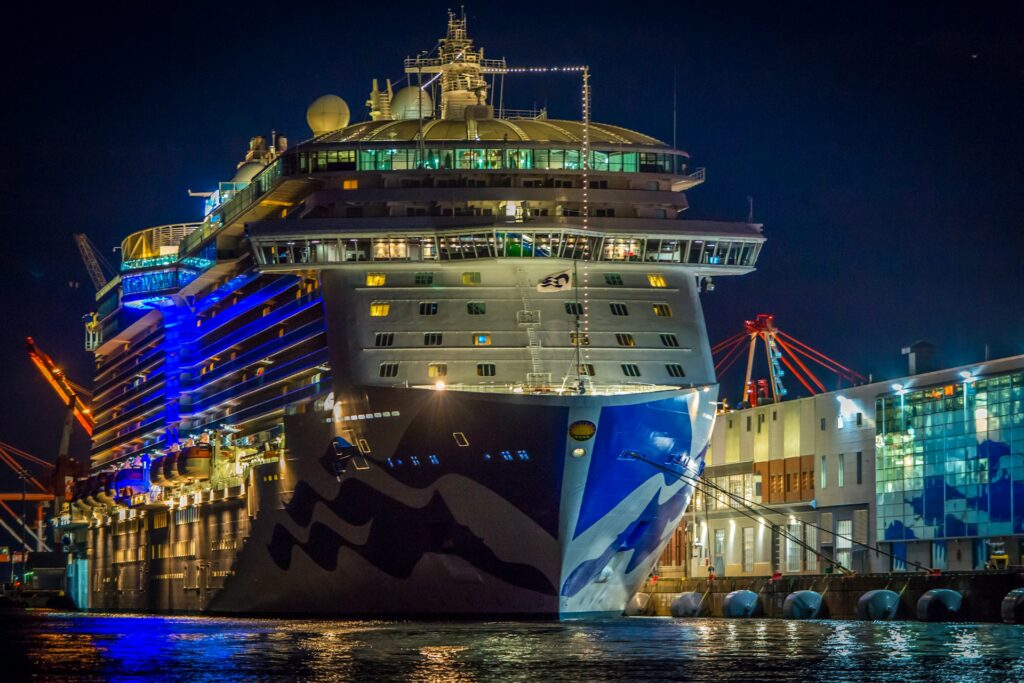 cruise ship jobs hiring
