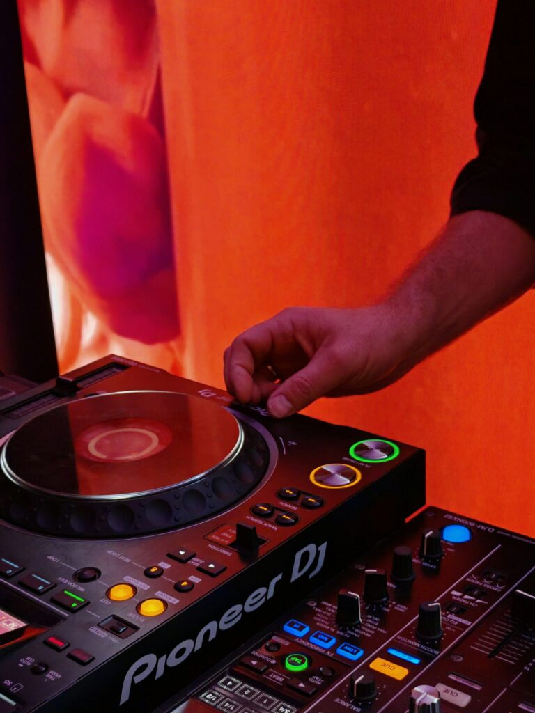 music jobs hiring